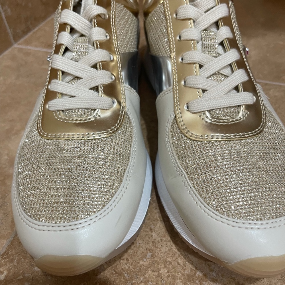 Like new never worn